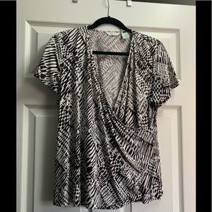 Top chocolate brown and white